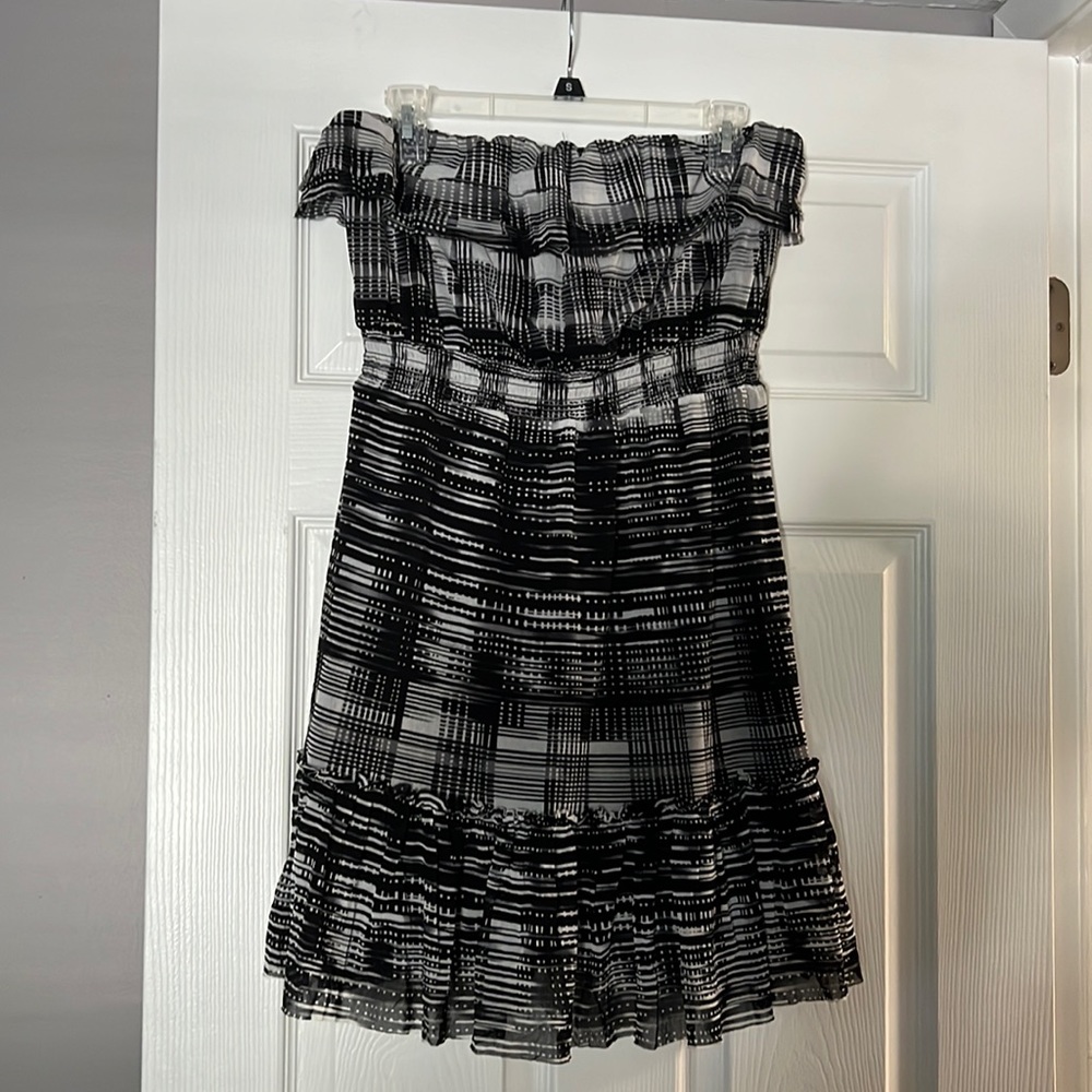 THE LIMITED Strapless Dress